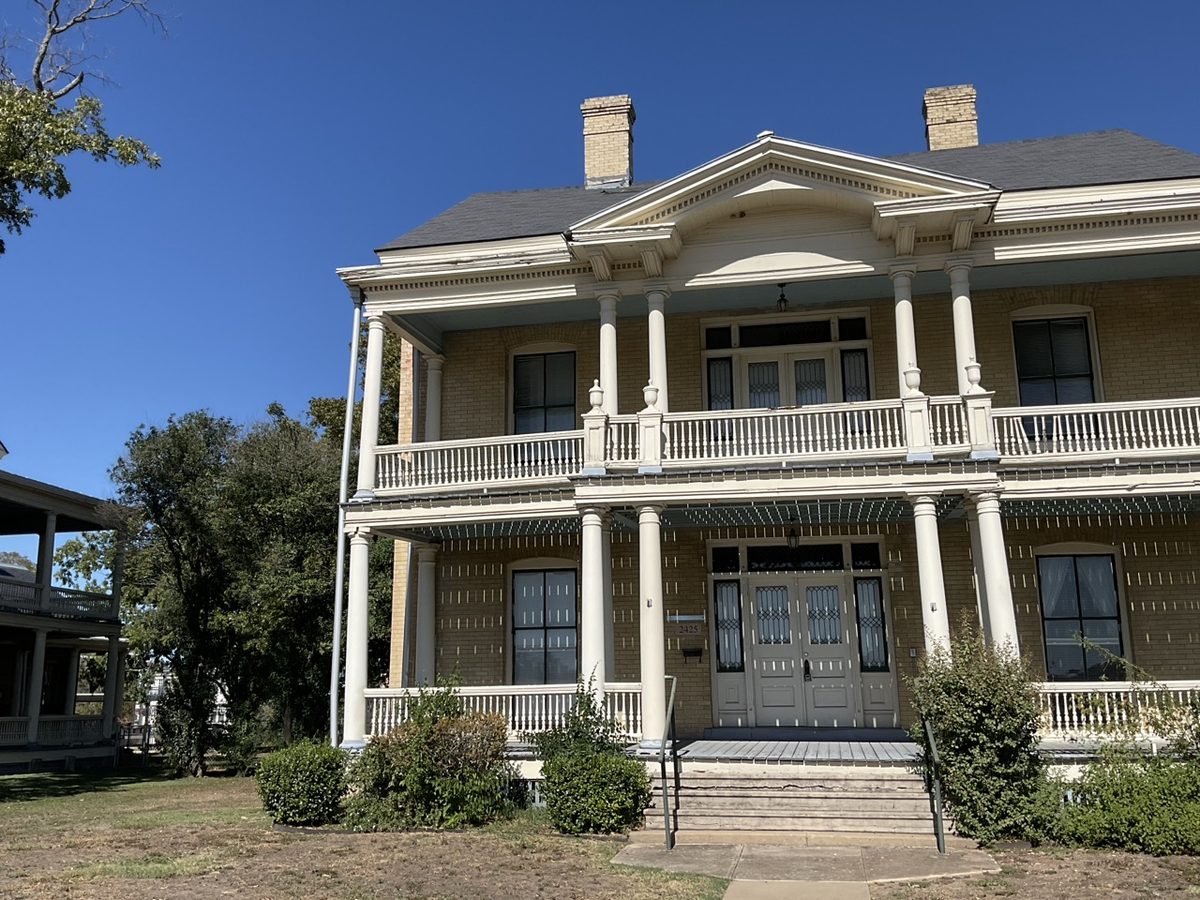 Historic officers' quarters on a U.S. military installation